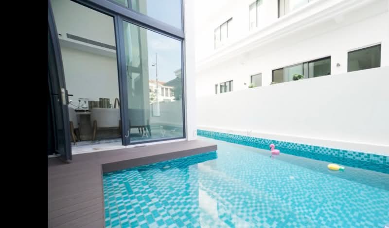 For Rent - UPPER EAST COAST ROAD