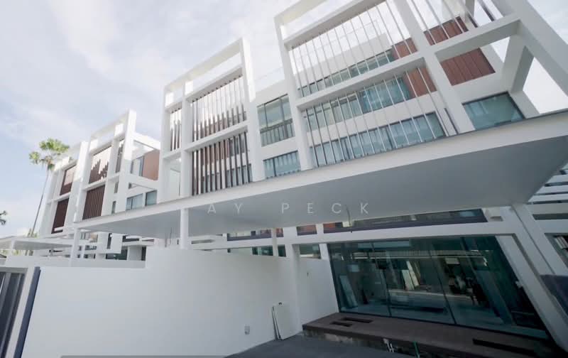 For Rent - UPPER EAST COAST ROAD