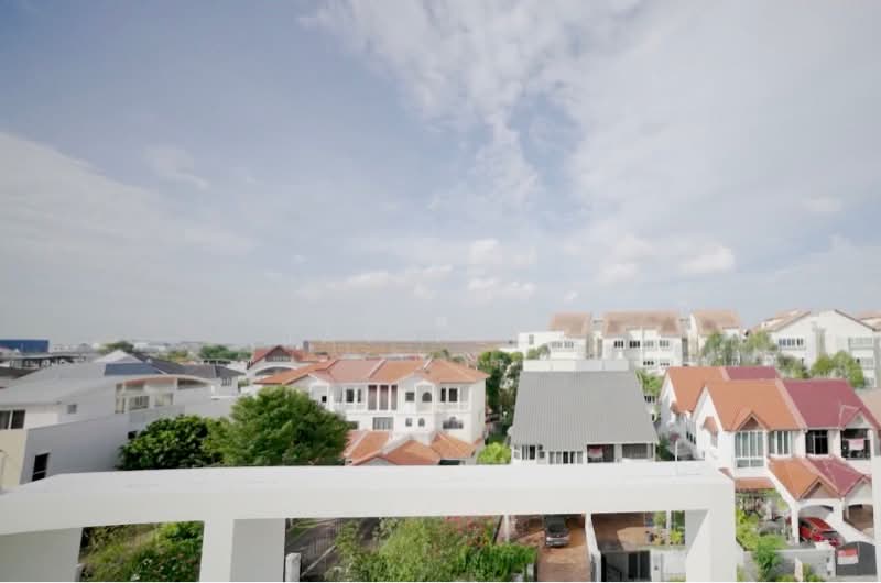 For Rent - UPPER EAST COAST ROAD