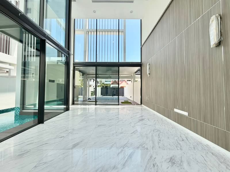 For Rent - UPPER EAST COAST ROAD