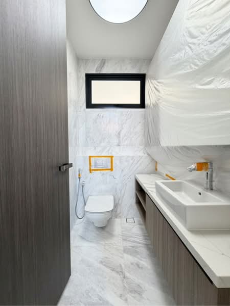 For Rent - UPPER EAST COAST ROAD