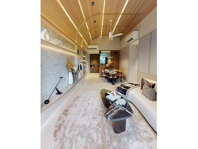 For Sale - Best Buy Freehold 3BR, Walking Distance to MRT!