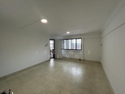 For Rent - 15 Hougang Avenue 3