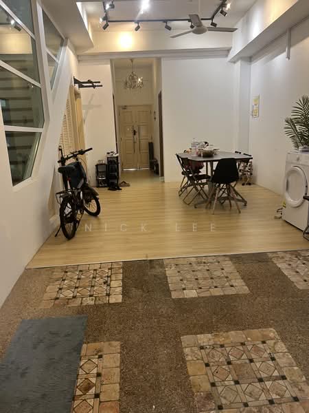 Niven, , Room Rental, 110 sqft, Shophouse For Rent, by Nick Lee, 60210002 - Interior - PropertyGuru.com.sg