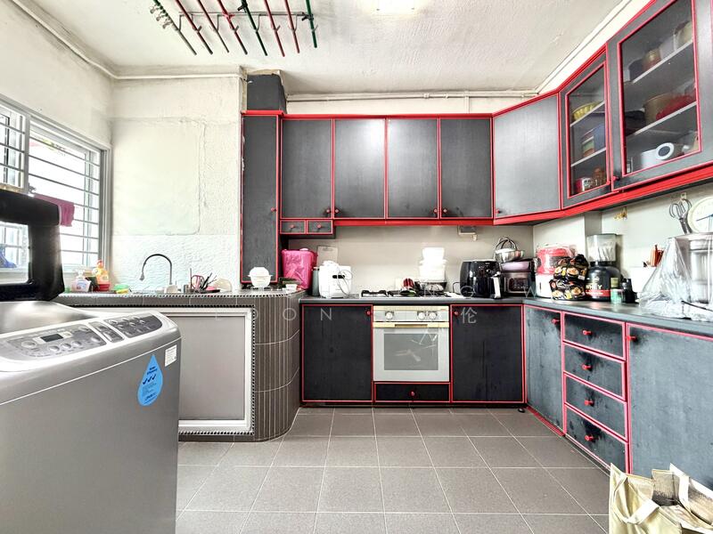 For Sale - 102 Potong Pasir Avenue 1