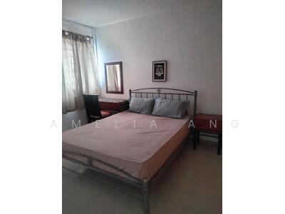 For Rent - 227 Serangoon Avenue 4