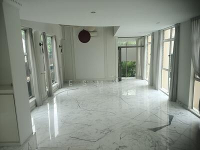 For Rent - 10A Narooma Road