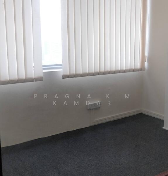 Wcega Tower, 21 Bukit Batok Crescent, Dairy Farm / Bukit Panjang / Choa Chu Kang, 969 sqft, Light Industrial (B1) For Sale, by Pragna K M Kamdar, 60210353 - Study - CommercialGuru.com.sg
