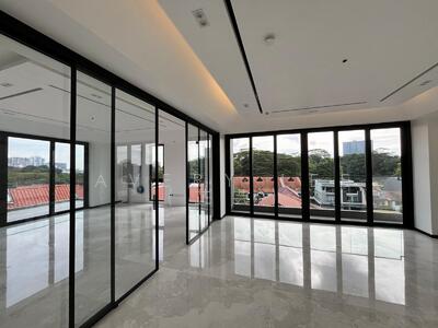 For Sale - Kismis place