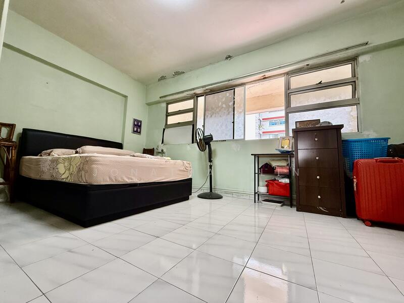 For Sale - 405 Jurong West Street 42