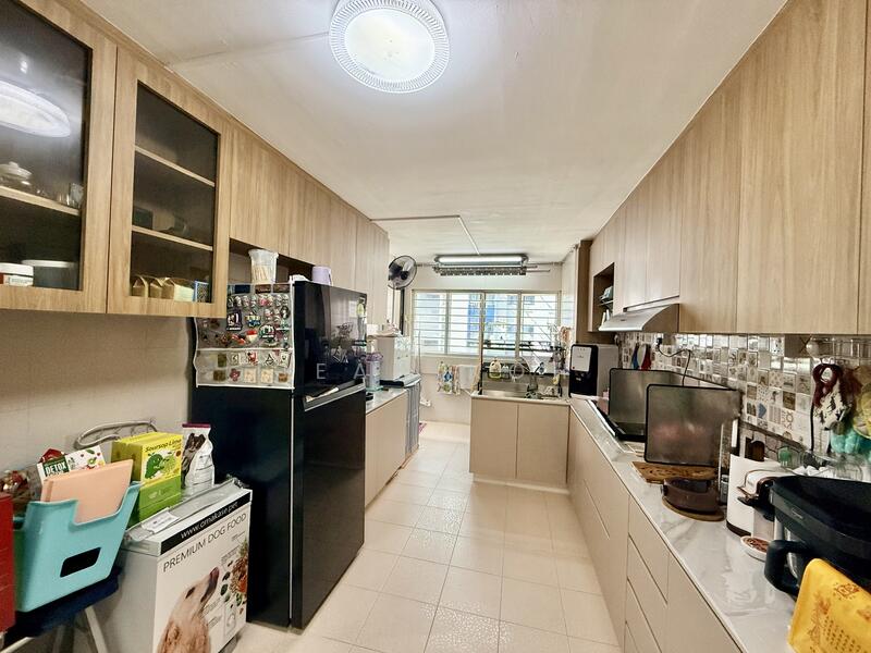 For Sale - 709 Yishun Avenue 5