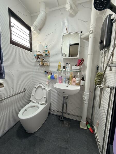 For Sale - 709 Yishun Avenue 5