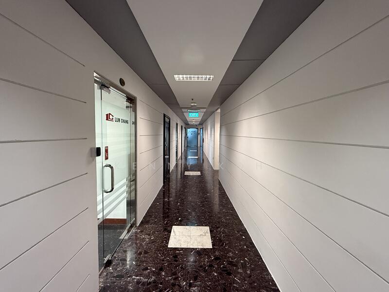 International Plaza, 10 Anson Road, 474 sqft, Office For Sale, by Kenny Koh, 60210567 - Corridor - CommercialGuru.com.sg