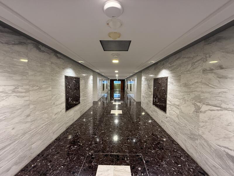 International Plaza, 10 Anson Road, 474 sqft, Office For Sale, by Kenny Koh, 60210567 - Corridor - CommercialGuru.com.sg