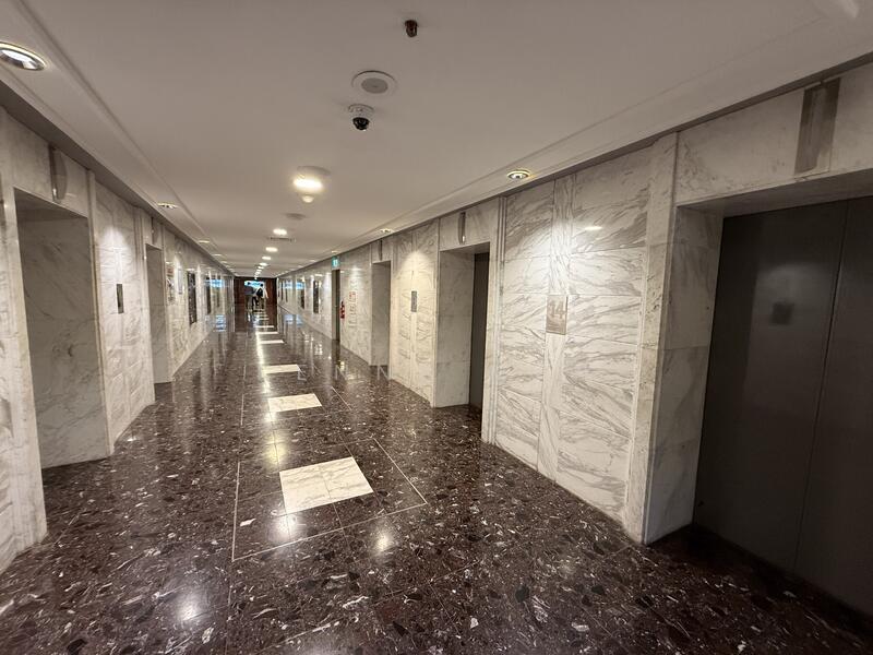 International Plaza, 10 Anson Road, 474 sqft, Office For Sale, by Kenny Koh, 60210567 - Corridor - CommercialGuru.com.sg