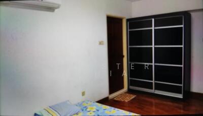 For Rent - 413A Fernvale Link