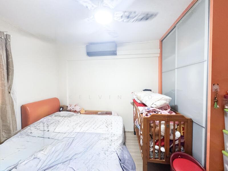 For Sale - 247 Jurong East Street 24