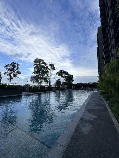 Lentor Modern, Lentor Central, Mandai / Upper Thomson, 2 Bedrooms, 678 sqft, Condominium For Sale, by Lizzy Zhou, 60210667 - PropertyGuru.com.sg