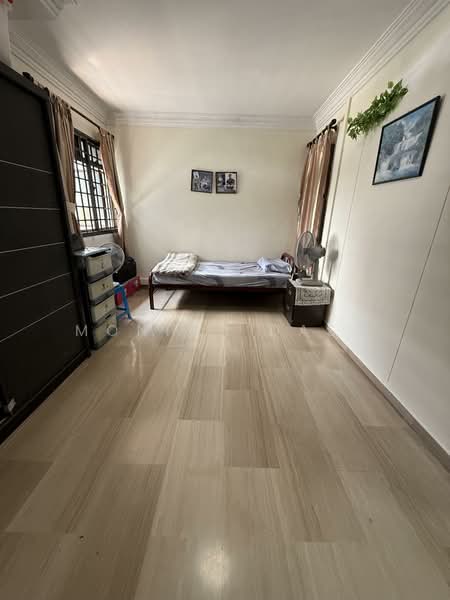 955 Hougang Avenue 9 HDB Flat For Sale at S$ 730,000 | PropertyGuru Singapore - Bedroom