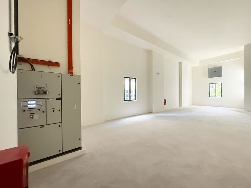 Genting Road Light Industrial Food Factory, Genting Road Tannery Road, 1,600 sqft, Light Industrial (B1) For Rent, by Jolyn Goh, 60211061 - Interior - CommercialGuru.com.sg