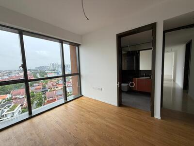 For Rent - AMO Residence