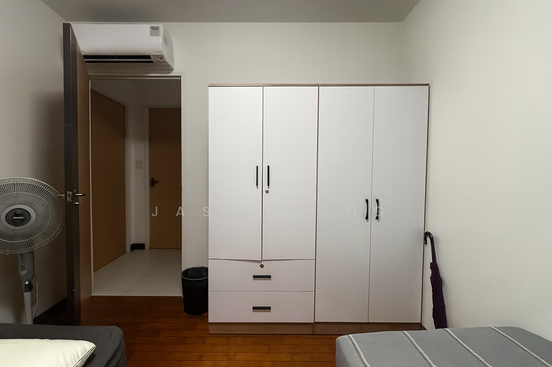 For Rent - 886A Woodlands Drive 50