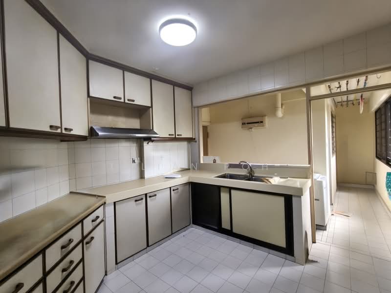 Braddell View Apartment For Sale at S$ 1,660,000 | PropertyGuru Singapore - Kitchen