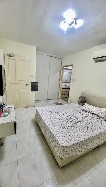 201D Compassvale Drive HDB Flat For Sale at S$ 700,000 | PropertyGuru Singapore