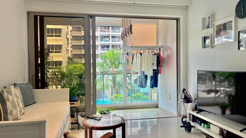 Waterfront Gold, 733 Bedok Reservoir Road, 2 Bedrooms, 872 sqft, Condominium For Rent, by Serene Chua, 60211464 - Living Room - PropertyGuru.com.sg