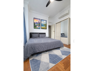 For Rent - La Crystal