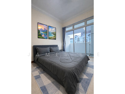 For Rent - La Crystal