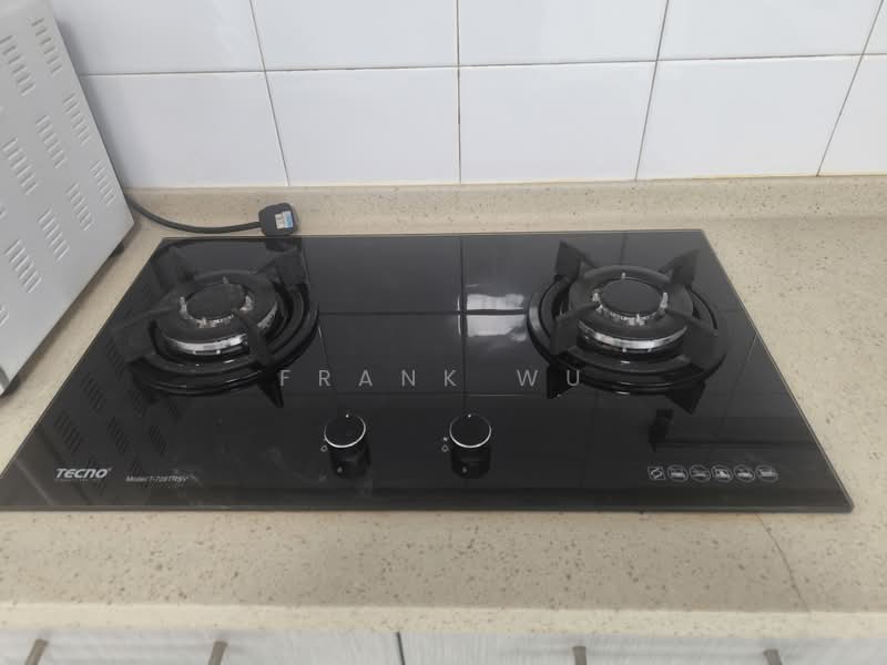 Ever Lodge, 685 Geylang Road, 2 Bedrooms, 900 sqft, Apartment For Rent, by Frank Wu, 60211513 - Kitchen - PropertyGuru.com.sg