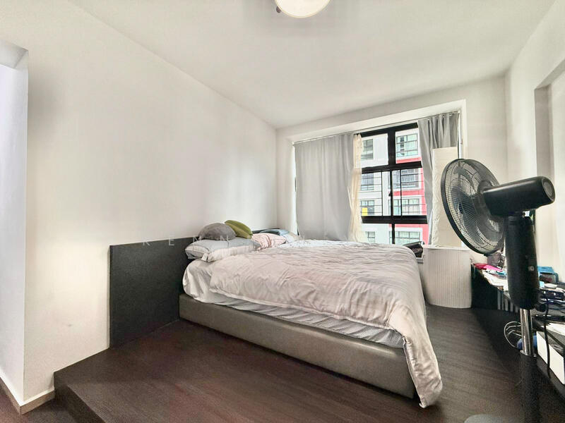 2B Geylang Serai HDB Flat For Sale at S$ 900,000 | PropertyGuru Singapore - Bedroom