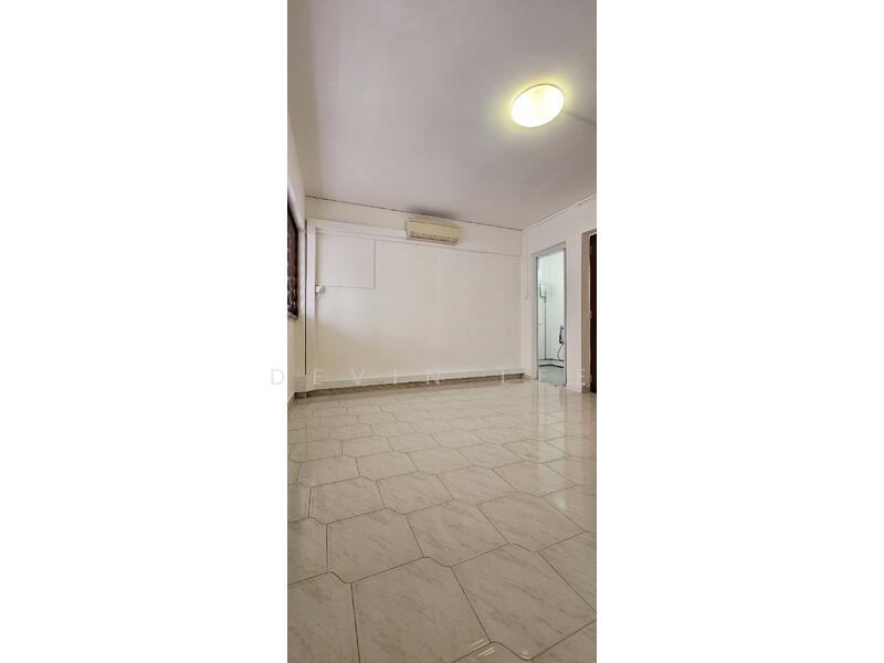 For Sale - 611 Yishun Street 61