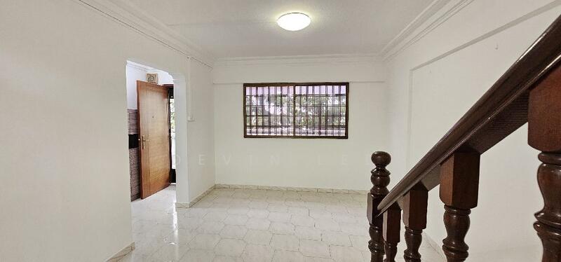 For Sale - 611 Yishun Street 61