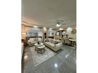 For Sale - 624A Woodlands Drive 52