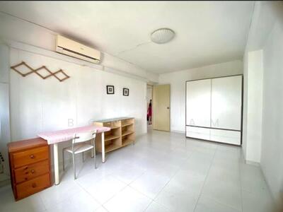 For Rent - 82 Strathmore Avenue