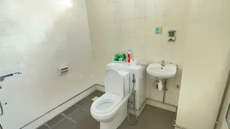 Sago street, Sago Street, 1,995 sqft, Office For Rent, by Davies Ng, 60211758 - Bathroom - CommercialGuru.com.sg