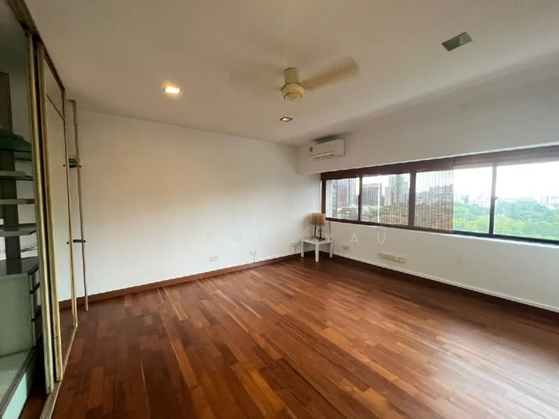 Townhouse Apartments Condominium For Sale at S$ 3,200,000 | PropertyGuru Singapore