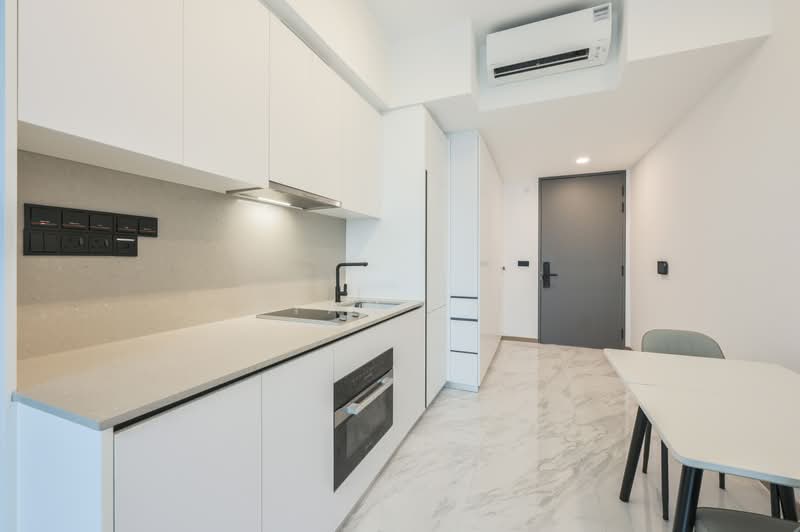 The Landmark, 173 Chin Swee Road, 1 Bedroom, 495 sqft, Condominium For Rent, by Ryan Tan, 60211904 - Kitchen - PropertyGuru.com.sg
