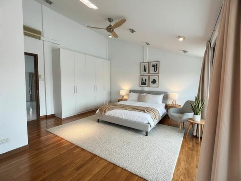 Chartwell Drive Semi-Detached House For Sale at S$ 8,000,000 | PropertyGuru Singapore