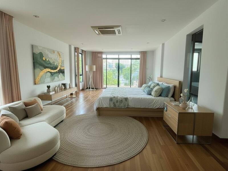 Chartwell Drive Semi-Detached House For Sale at S$ 8,000,000 | PropertyGuru Singapore
