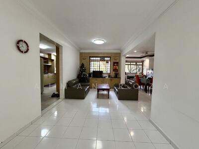 For Sale - 609 Ang Mo Kio Avenue 4