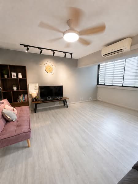 130 Bedok Reservoir Road, 130 Bedok Reservoir Road, 4 Bedrooms, 1,539 sqft, HDB Flat For Sale, by Zion Zhao 赵峻慷, 60212022 - Living Room - PropertyGuru.com.sg