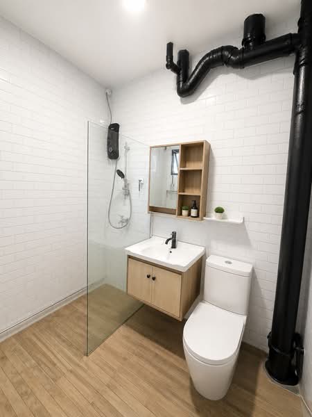 130 Bedok Reservoir Road, 130 Bedok Reservoir Road, 4 Bedrooms, 1,539 sqft, HDB Flat For Sale, by Zion Zhao 赵峻慷, 60212022 - Bathroom - PropertyGuru.com.sg