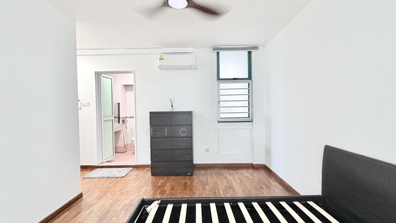 For Rent - 689B Woodlands Drive 75