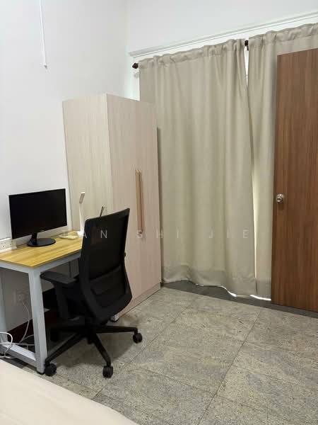 Westville, Westwood Avenue, Room Rental, 110 sqft, Terraced House For Rent, by Tan Shi Jie, 60212108 - Study - PropertyGuru.com.sg