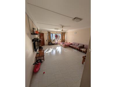 For Sale - 211 Bukit Batok Street 21