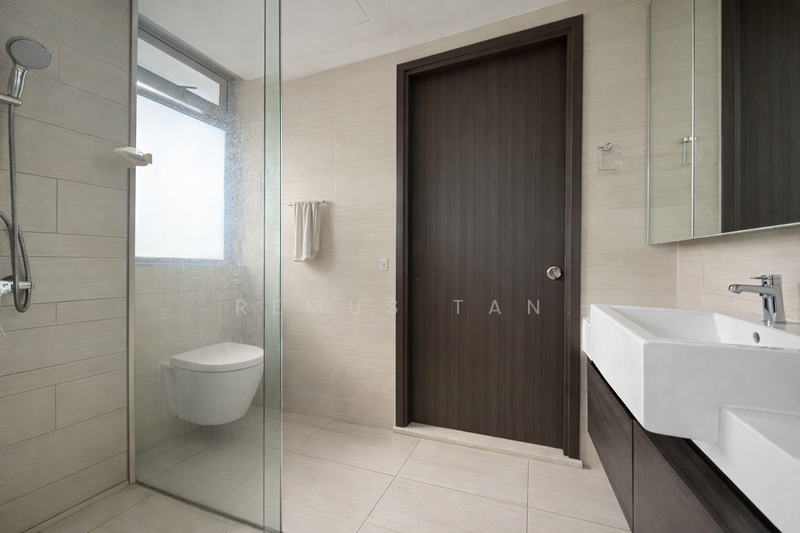 RiverTrees Residences Condominium For Sale at S$ 1,850,000 | PropertyGuru Singapore - Jack & Jill Toilet