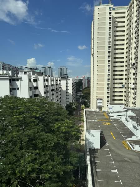 34 Lorong 5 Toa Payoh, 34 Lorong 5 Toa Payoh, 2 Bedrooms, 721 sqft, HDB Flat For Sale, by Mustapha Qamahl, 60212177 - Utility room view - PropertyGuru.com.sg